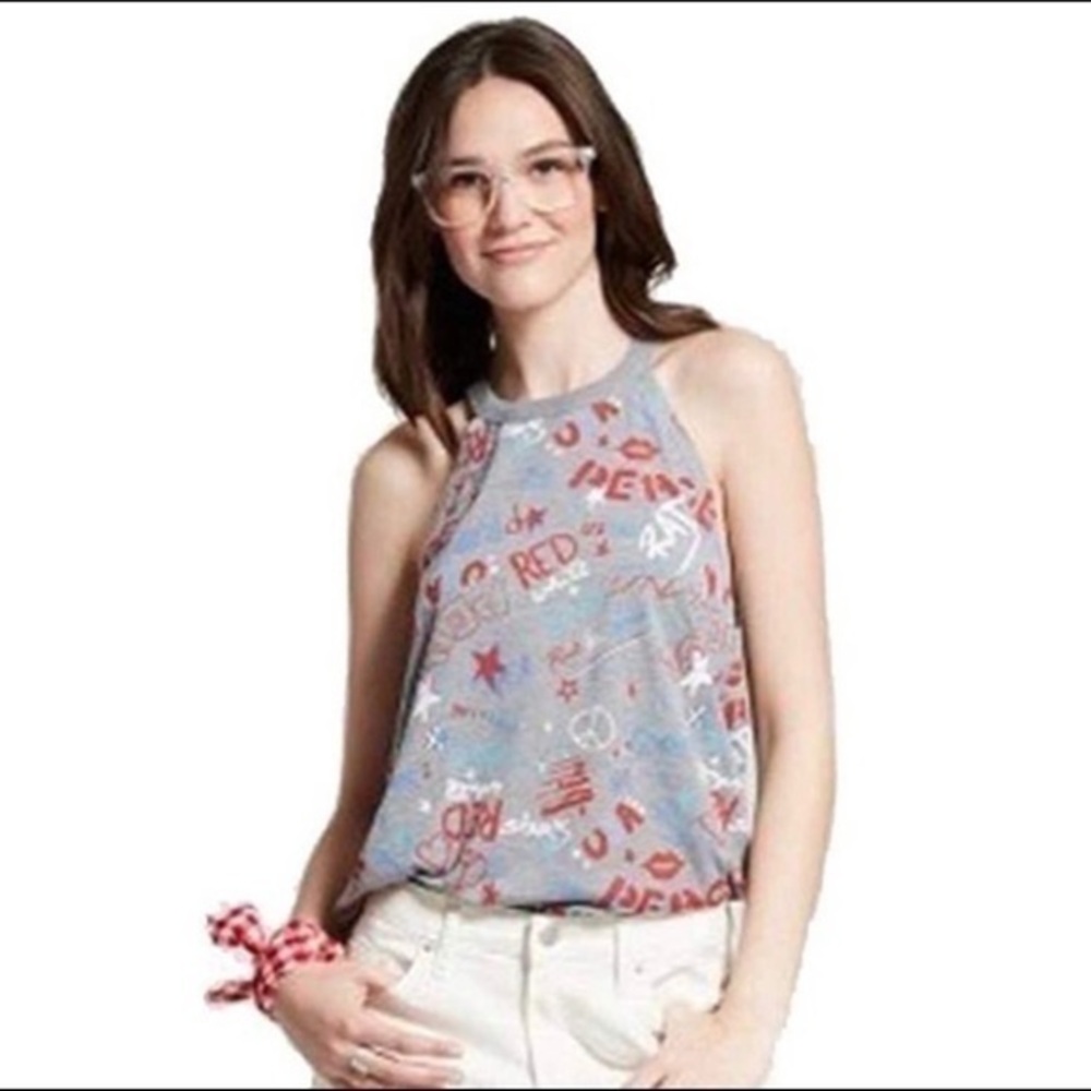 MODERLUX, Tee shirt